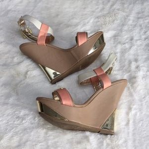 Bamboo Julianne Gold and Pink Wedge